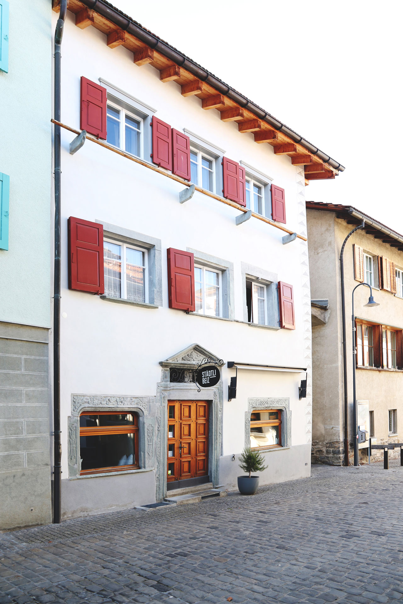 Abb. 2: Ilanz/Glion, Städtlistr. 159, ehemals Haus Castelberg, nach Westen (Yolanda Alther).